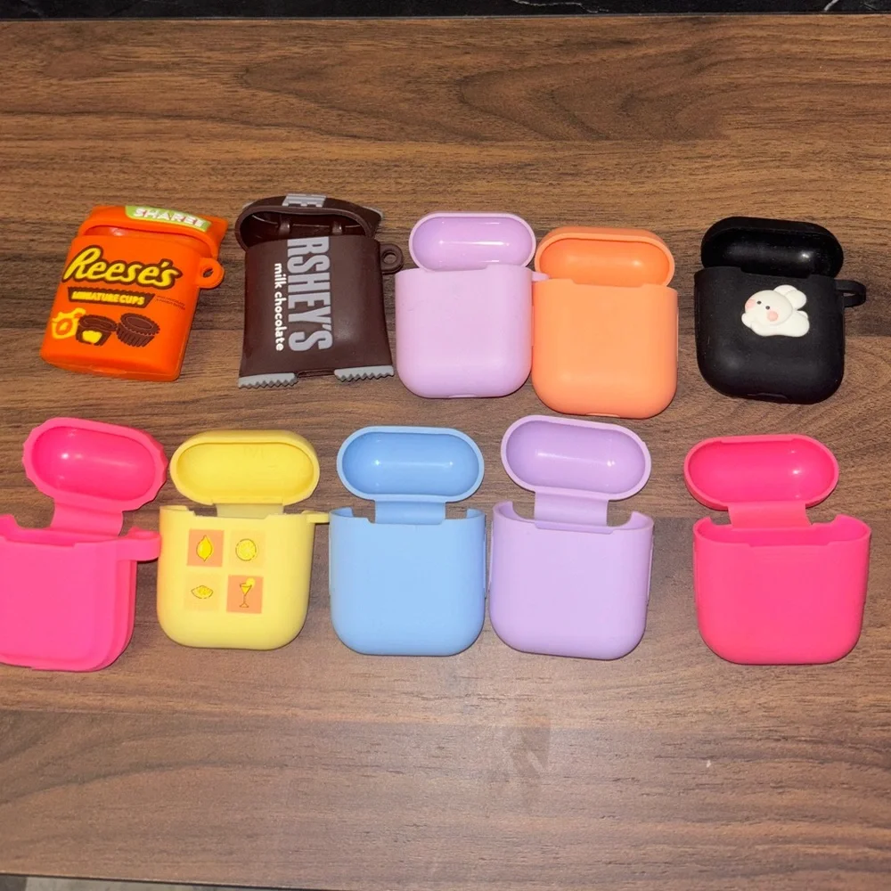 🤎Reese's & Novelty AirPods Gen 1 and 2 Silicone Cases